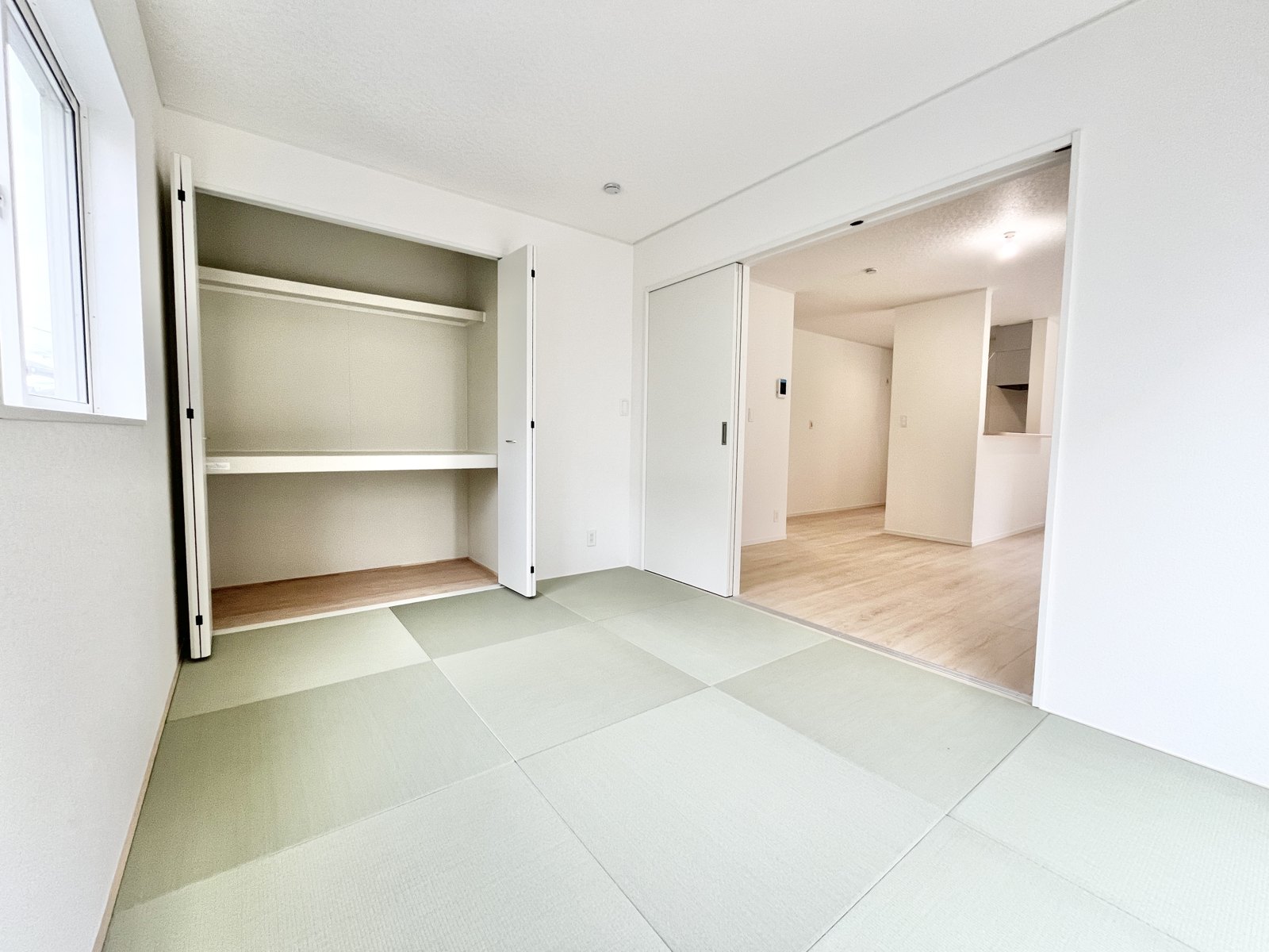 久留米市三潴町玉満 第8 3号棟 和室6.0帖